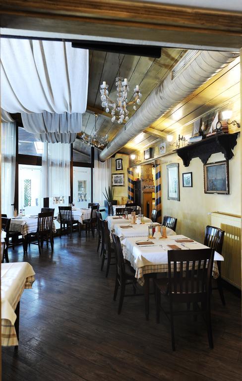 Garni Hotel Azur Любляна Екстер'єр фото