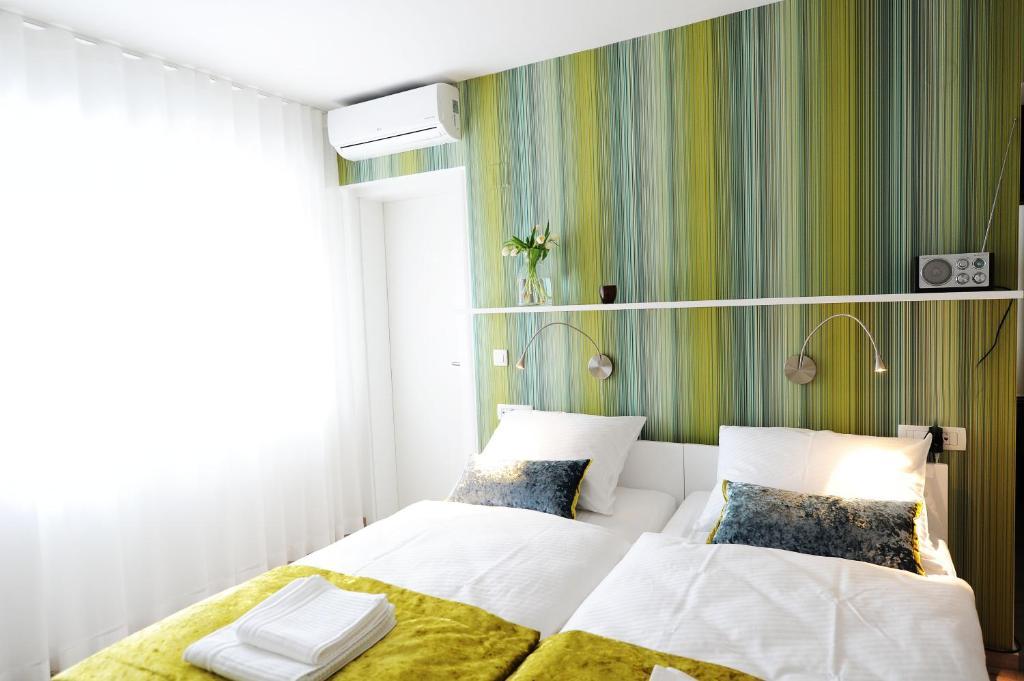 Garni Hotel Azur Любляна Номер фото