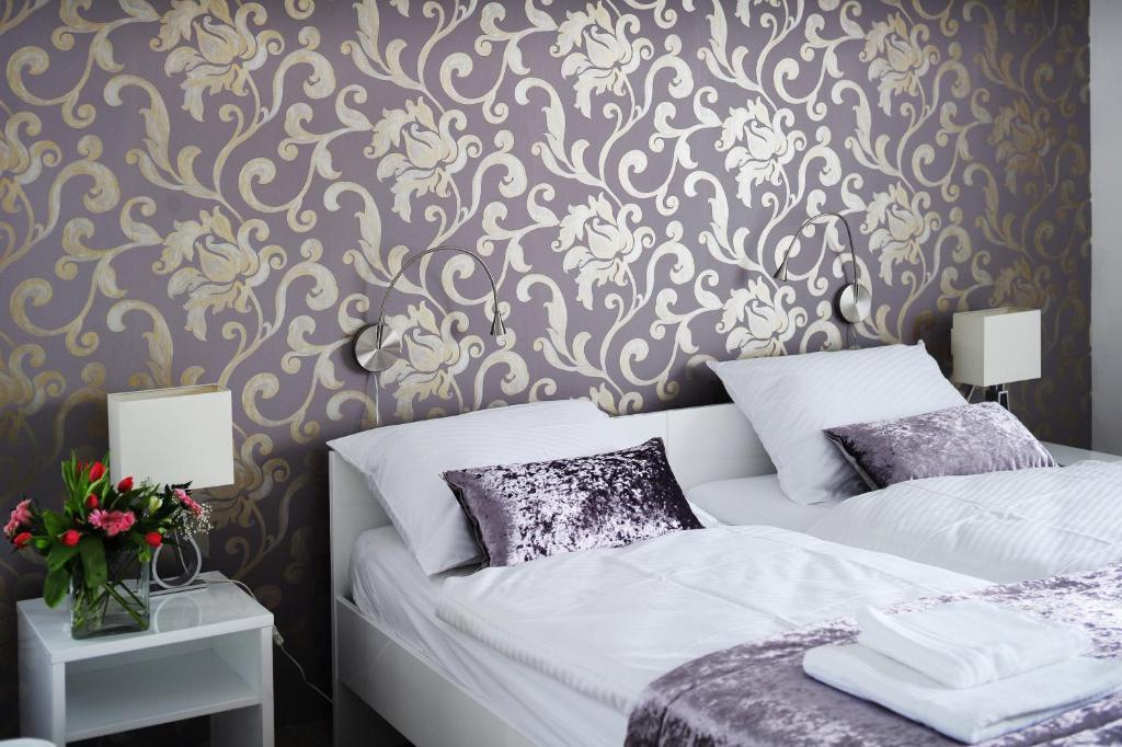 Garni Hotel Azur Любляна Номер фото